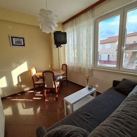 Apartments Dami - 100M From The Sea Orebić Eksteriør billede