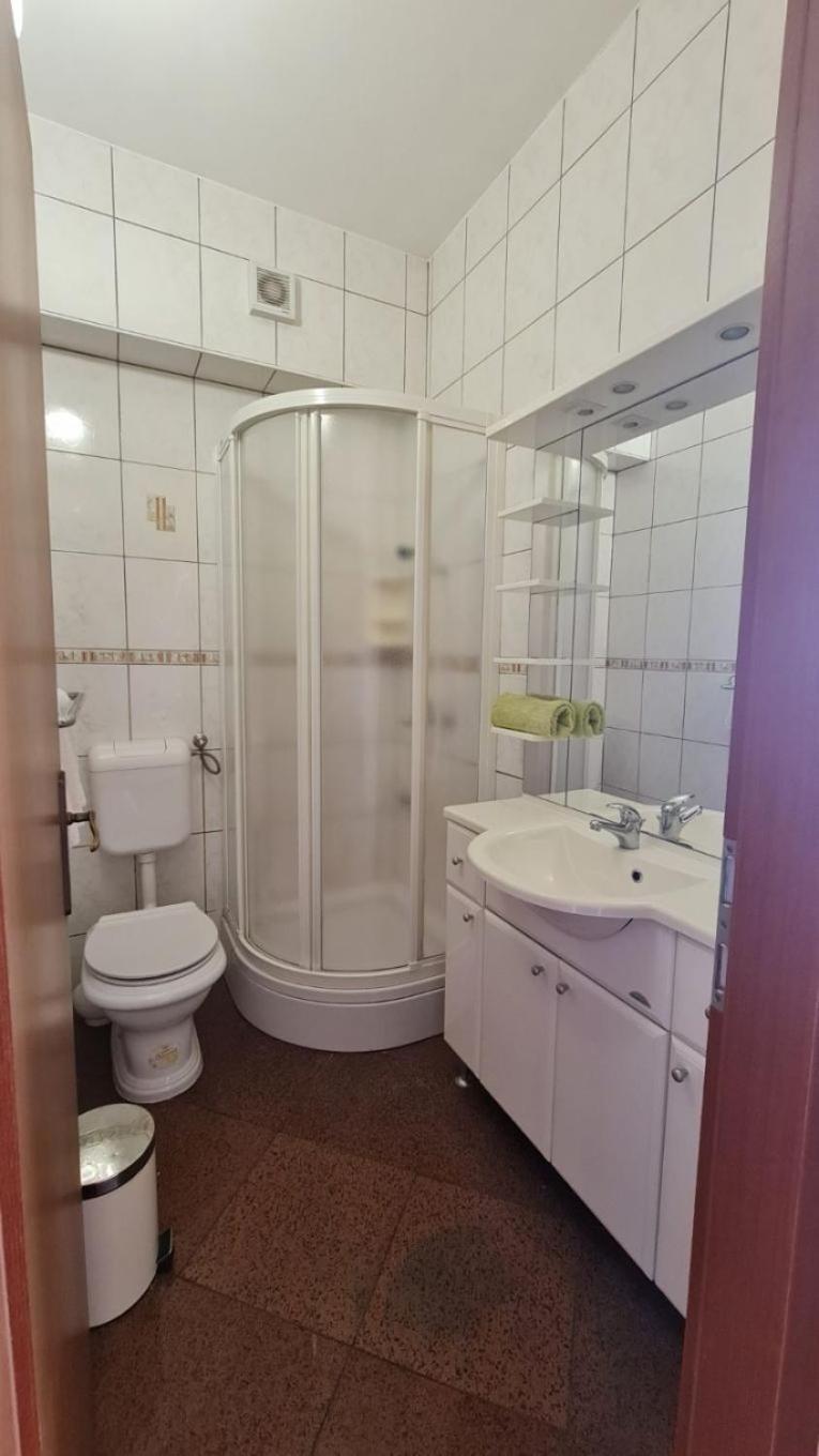 Apartments Dami - 100M From The Sea Orebić Eksteriør billede